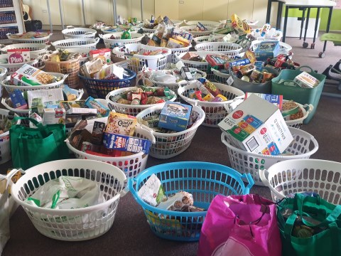 vinnieschristmasappealbaskets.jfif